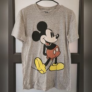 NWOT Disney Mickey MOUSE Unisex ADULT Tshirt